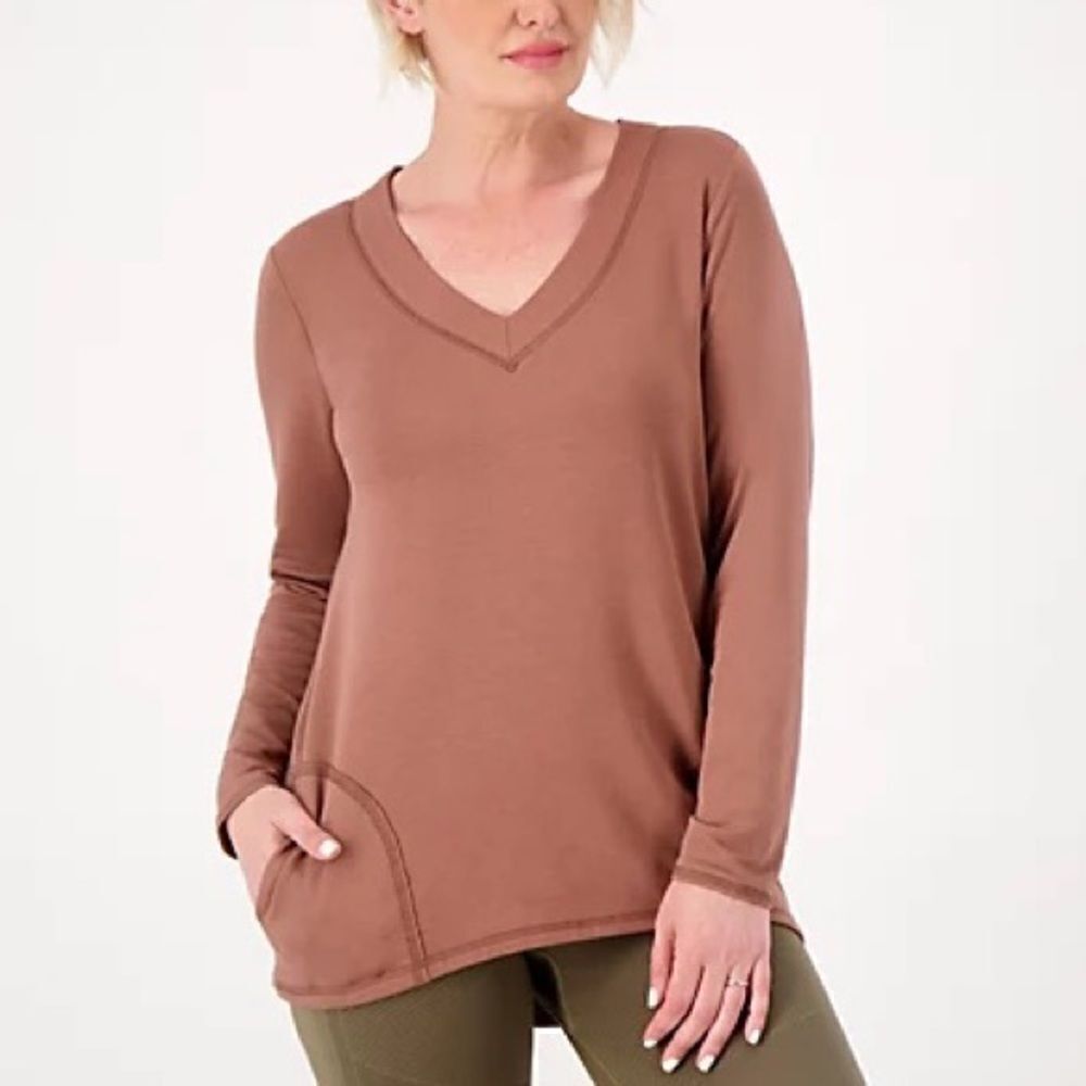 zuda Z-Knit V-Neck Pocket Pullover